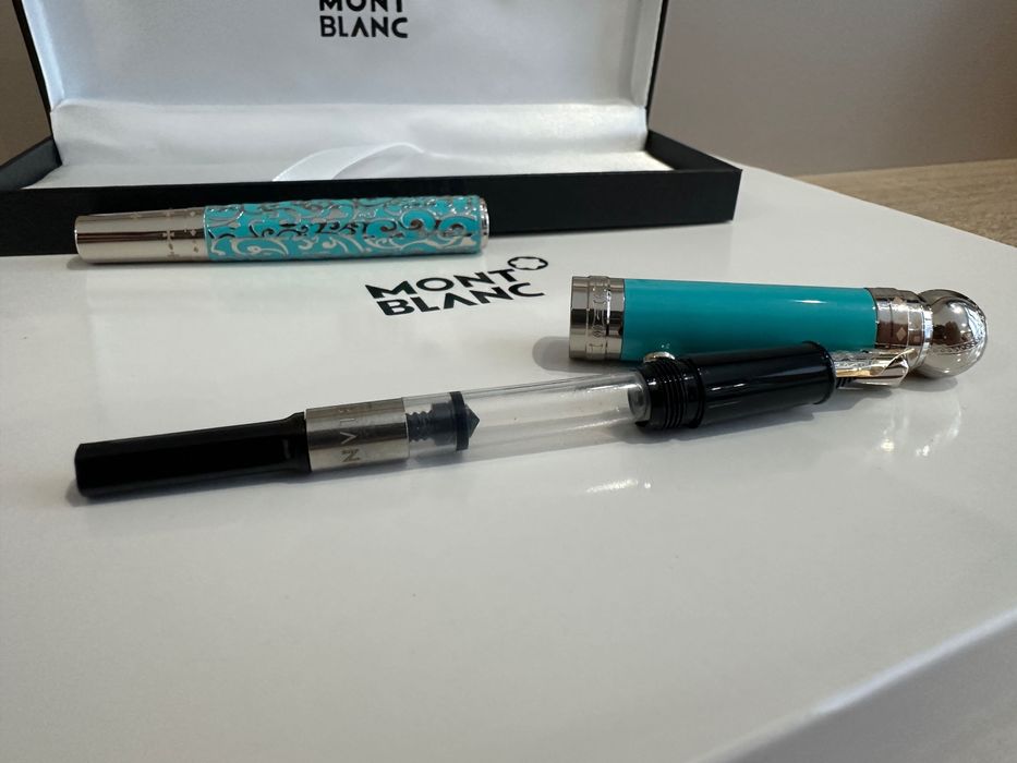 Stilou Mont blanc fountain pen 0.5 mm tickness