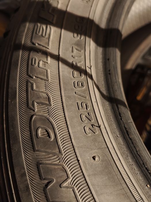 Dunlop Grandtrek 225/60/17 пара зимние