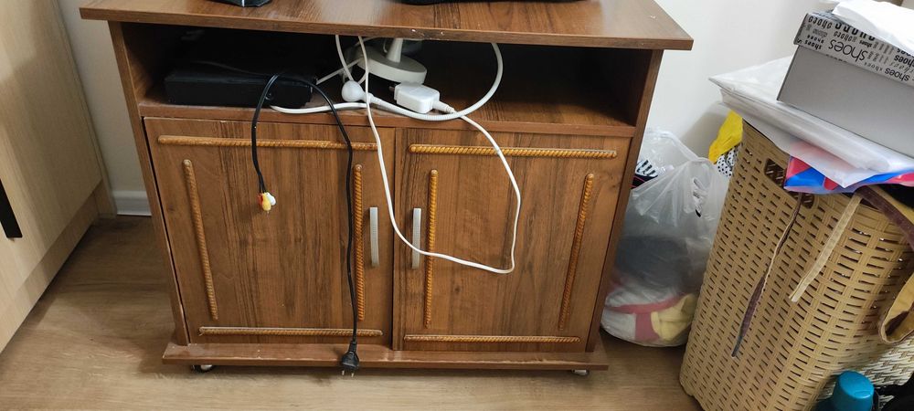 Тумба для телевизора