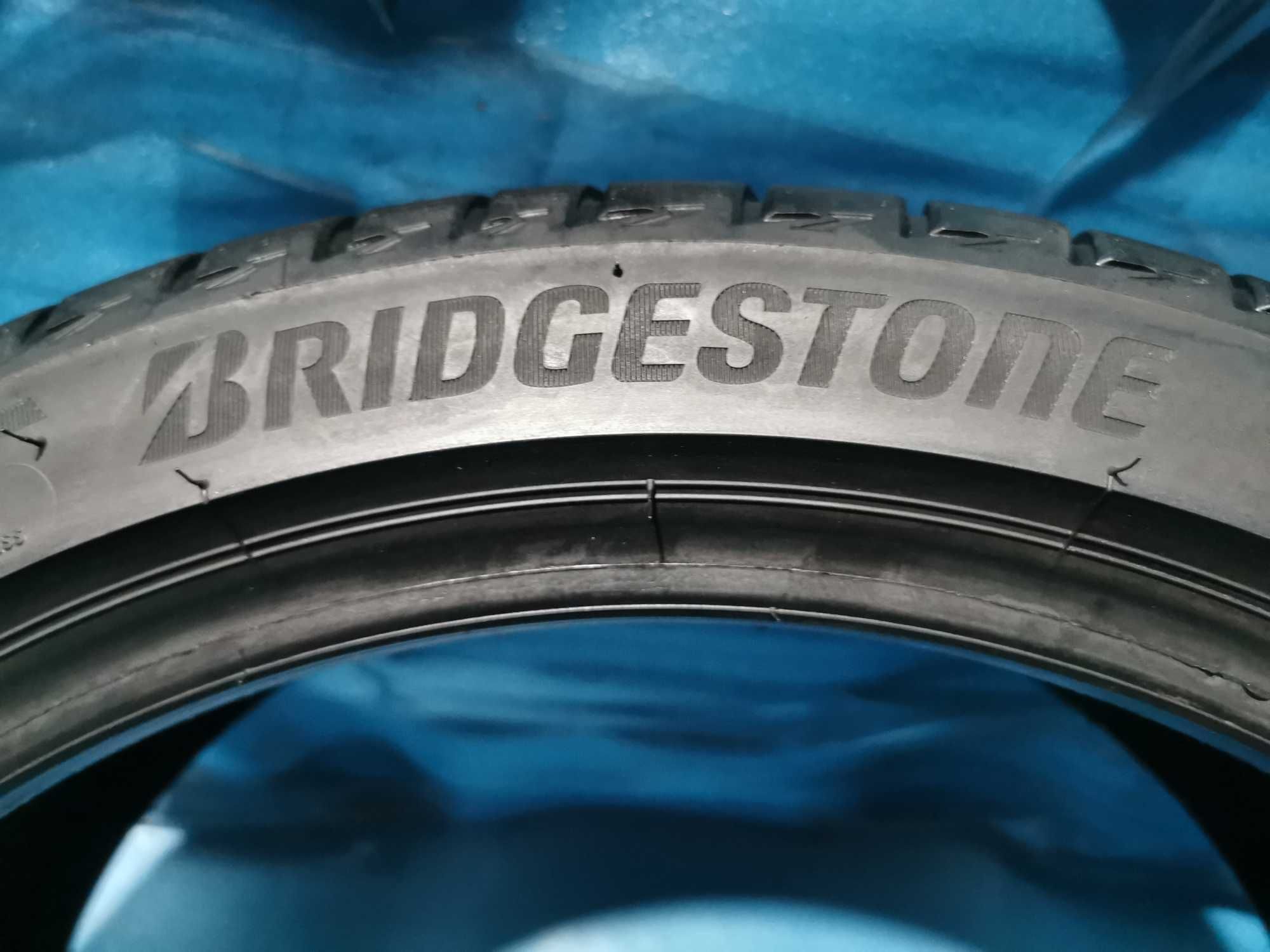 anvlope vara 225 40 18 bridgestone 4 buc