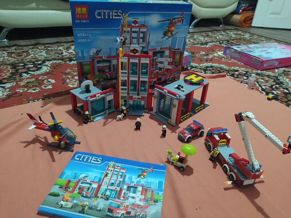 Продам лего конструктор