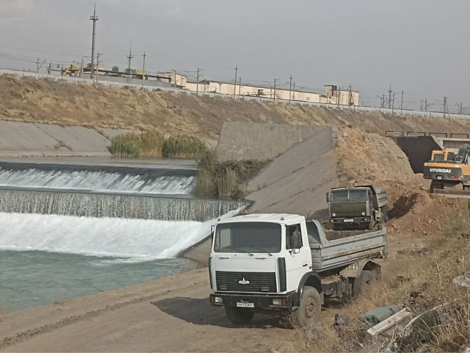 Maz sotiladi 1991 yil 6 talik holati yaxshi ishlab turgan moshina