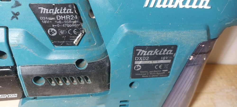 Rotopercutor Makita DHR242