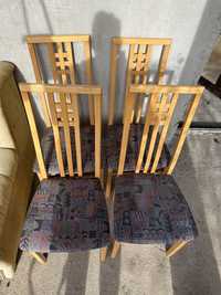 Vand scaune din lemn cu tapiterie stare foarte buna