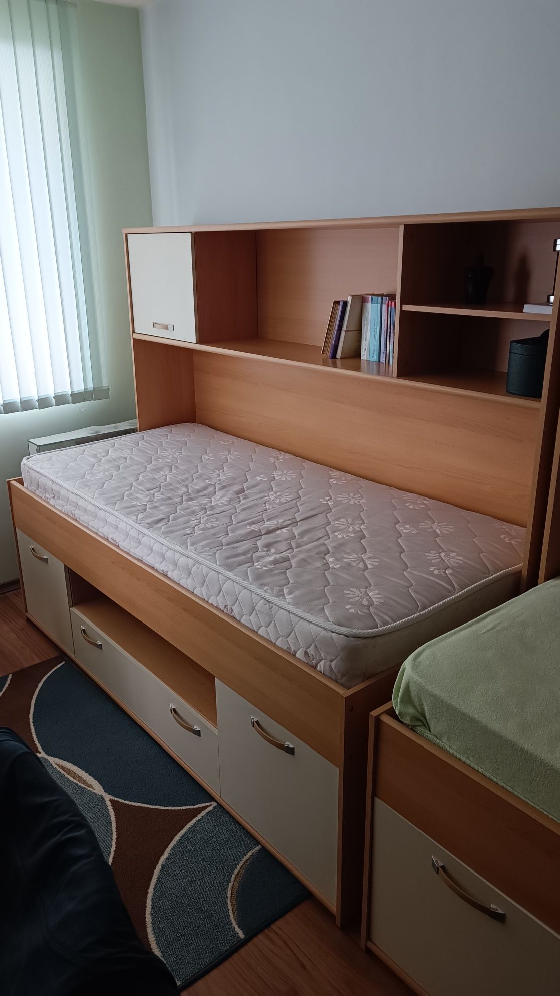 Модул легло с шкафчета + секция