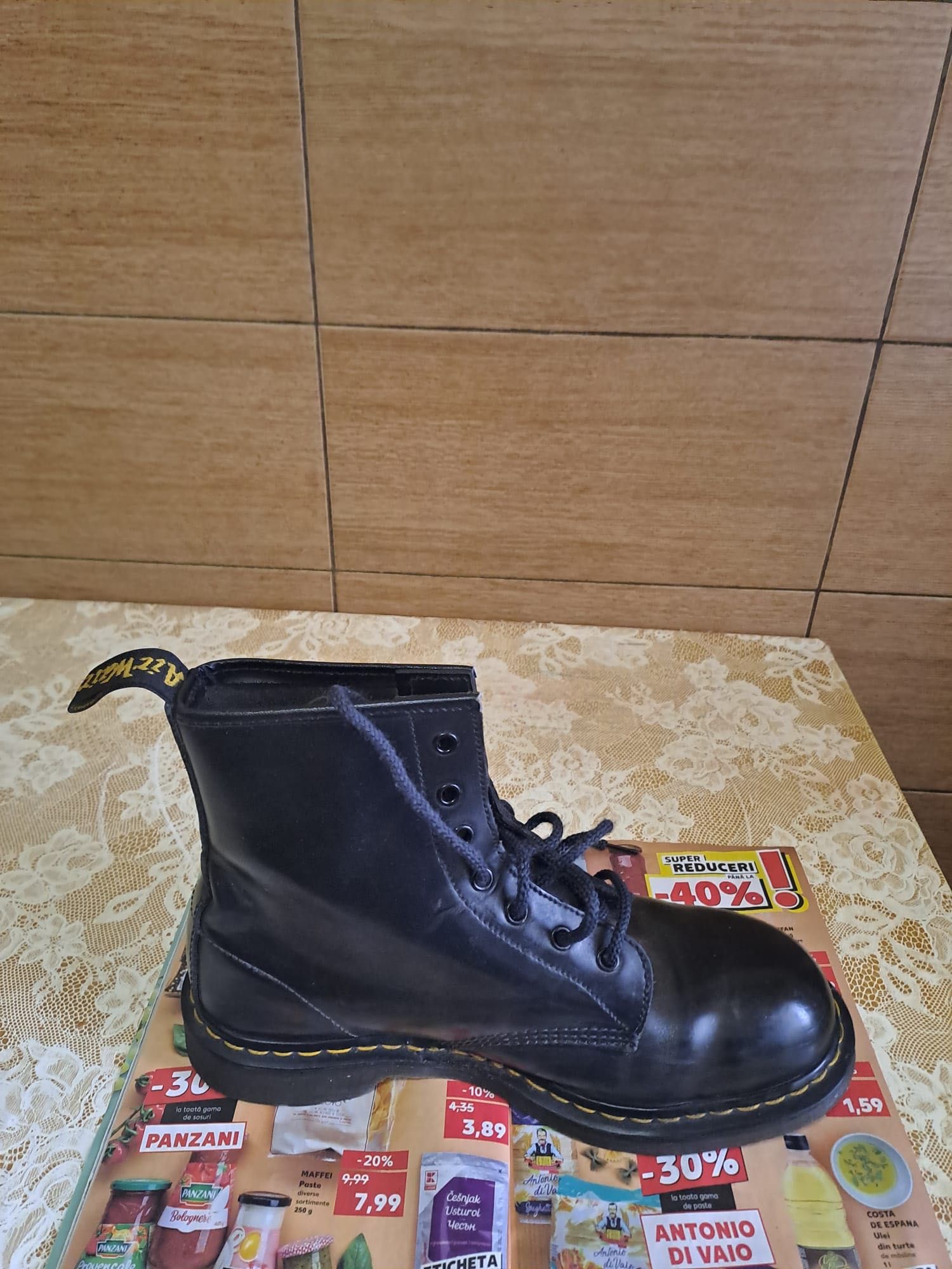 Bocanci Dr. Martens