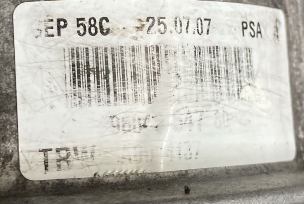 Peugeot 308 1.6 hdi 2008 година Ел Хидравлична Помпа