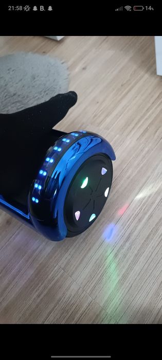 Hoverboard cu lumini