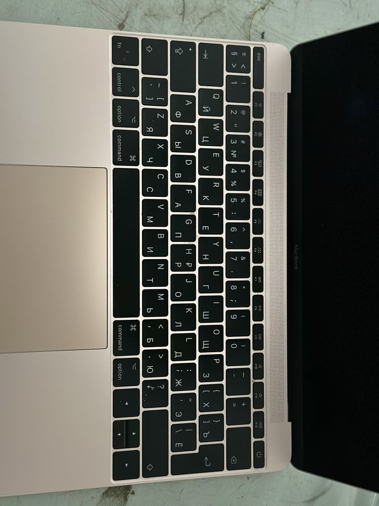 Macbook Air 12” 2017 (собран из двух)