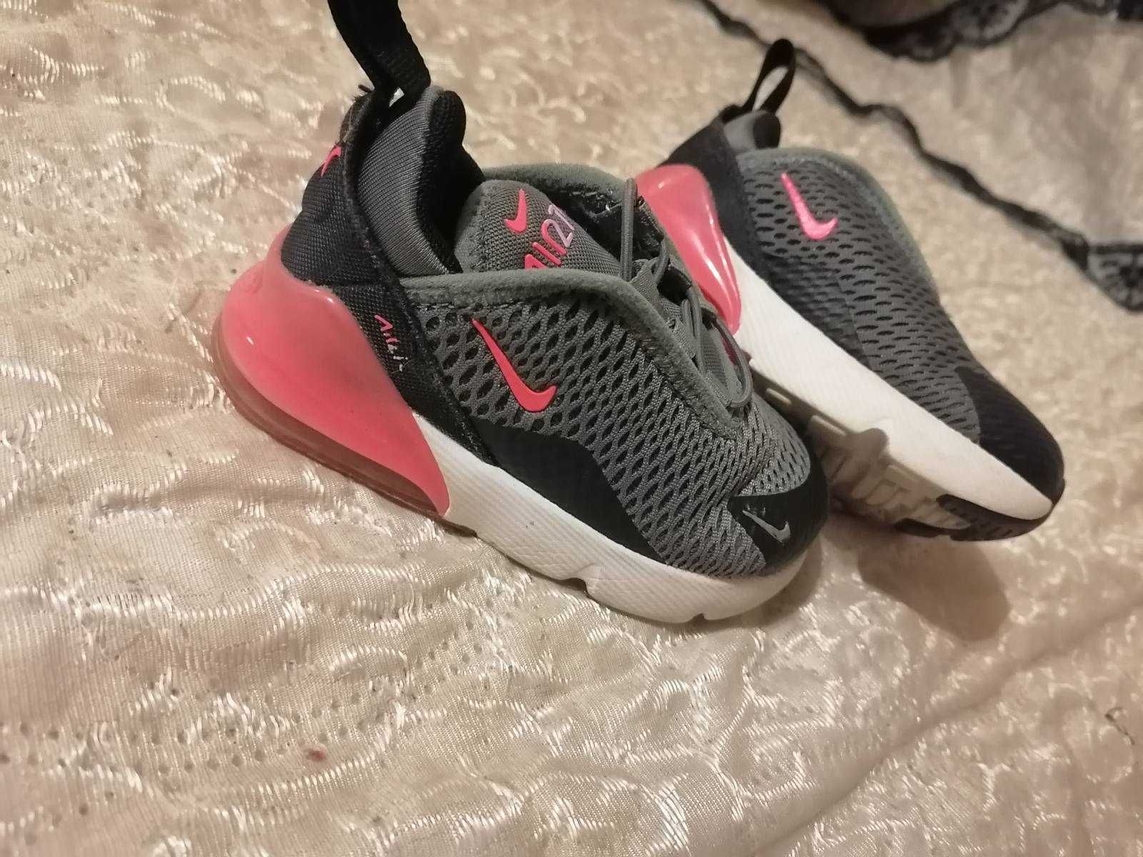 детски маратонки Nike 22