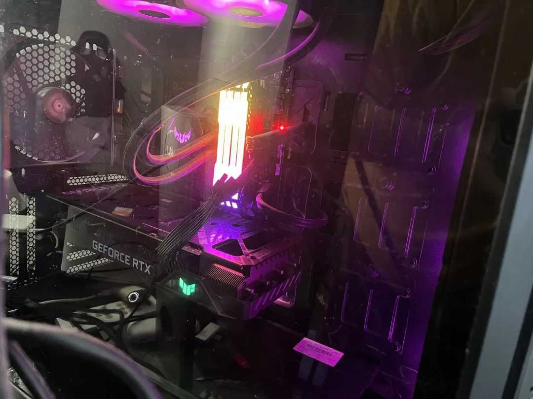 URGENT! Vand PC Gaming Ryzen 5 5600X 3060 TI