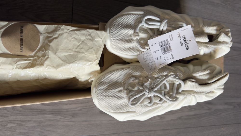Yeezy 450 Cloud White