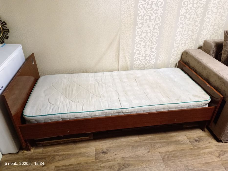 Кровать односпальная