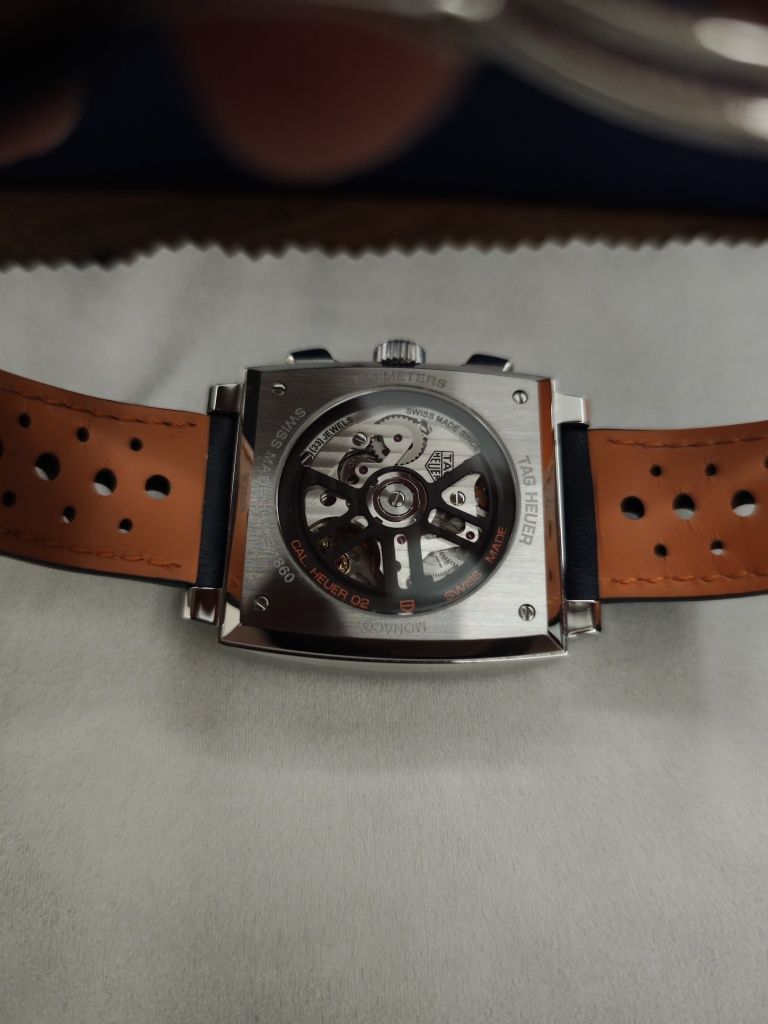 TAG HEUER MONACO HEUER 02 Gulf Special Edition