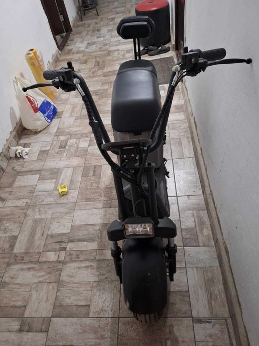 Scuter electric de vanzare