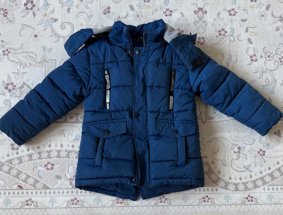 Зимняя куртка на мальчика