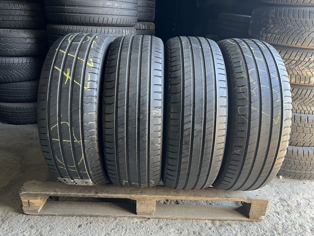 4 anvelope de vara 235/65/17 Michelin!