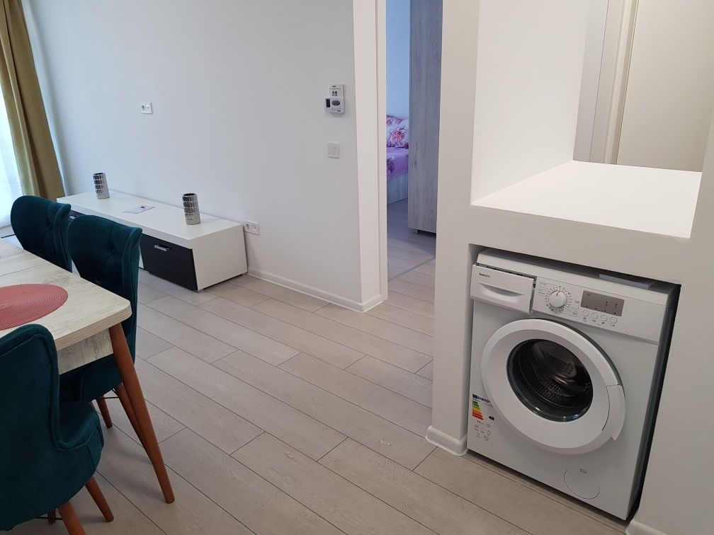 Ofer spre închiriere apartament tip studio