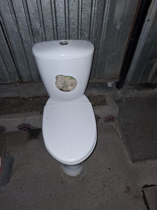 Продам унитаз бу