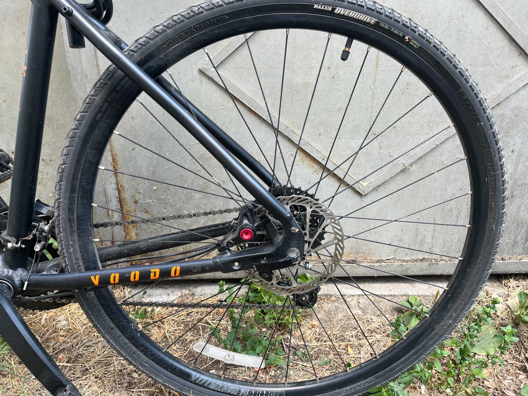 Велосипед VOODOO   Хибрид 28 цола, Shimano , хидравлични спирачки