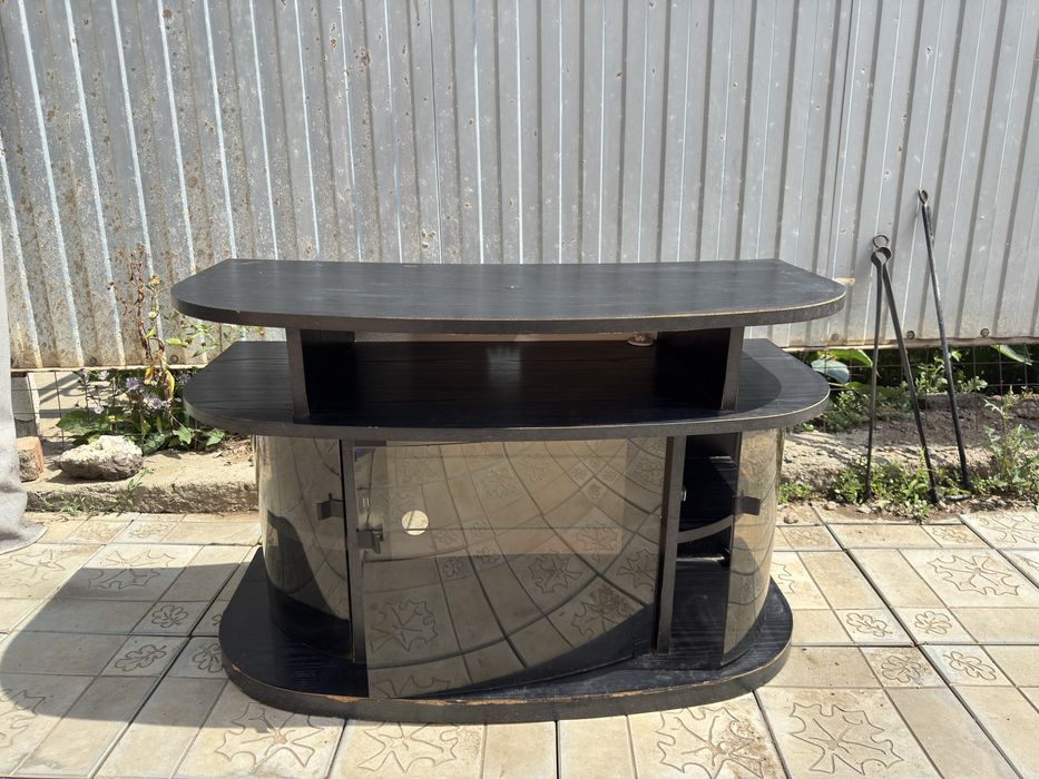 Продам журнальный столик