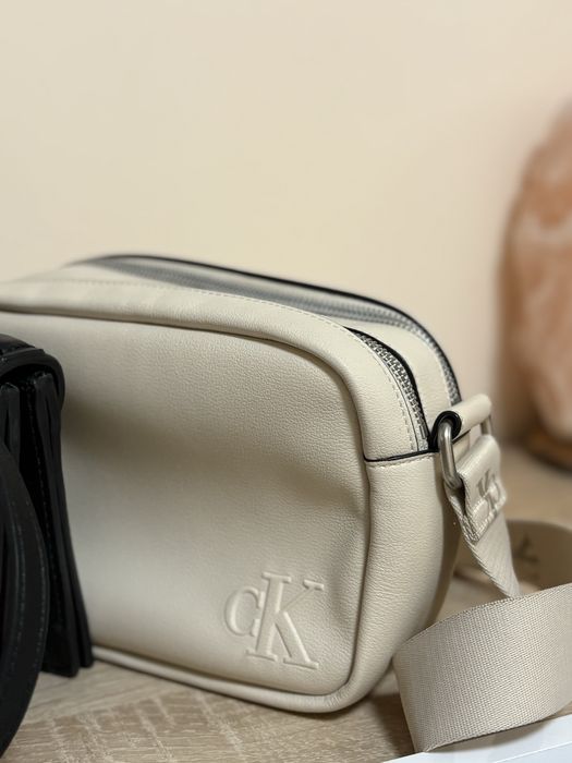 Дамски чанти разпродажба