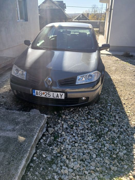 Vând Renault megan 2