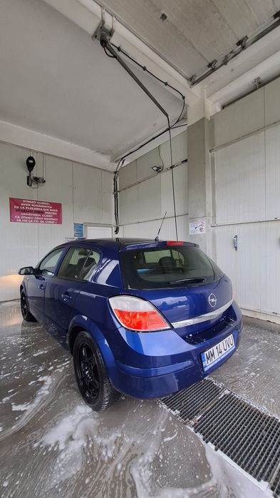 Opel astra H anul 2005