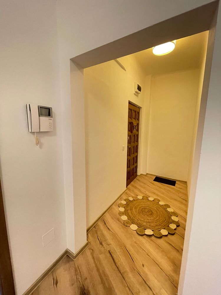 Închiriez Apartament 3 camere Cotroceni