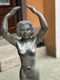 Vintage statuie silueta femeie nud alama
