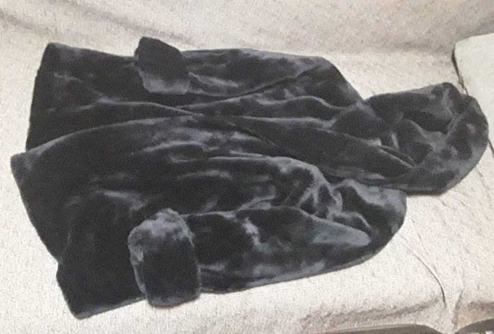 Haină damă blană sintetica monton dore.