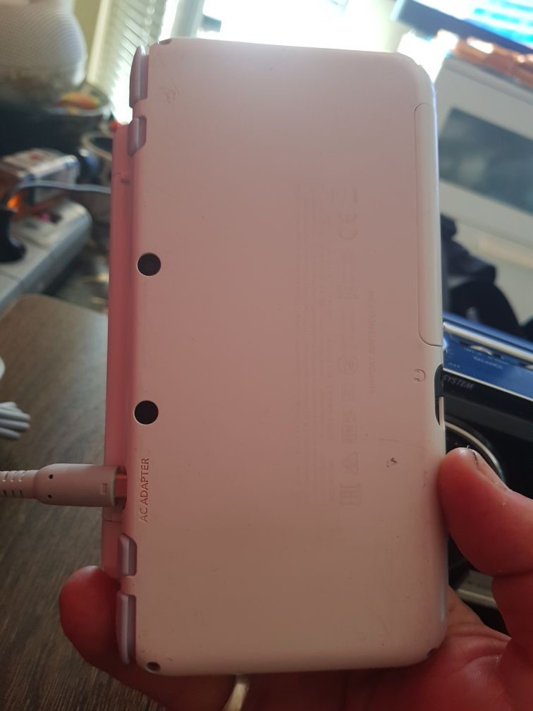 Nintendo NEW 2DS XL конзола