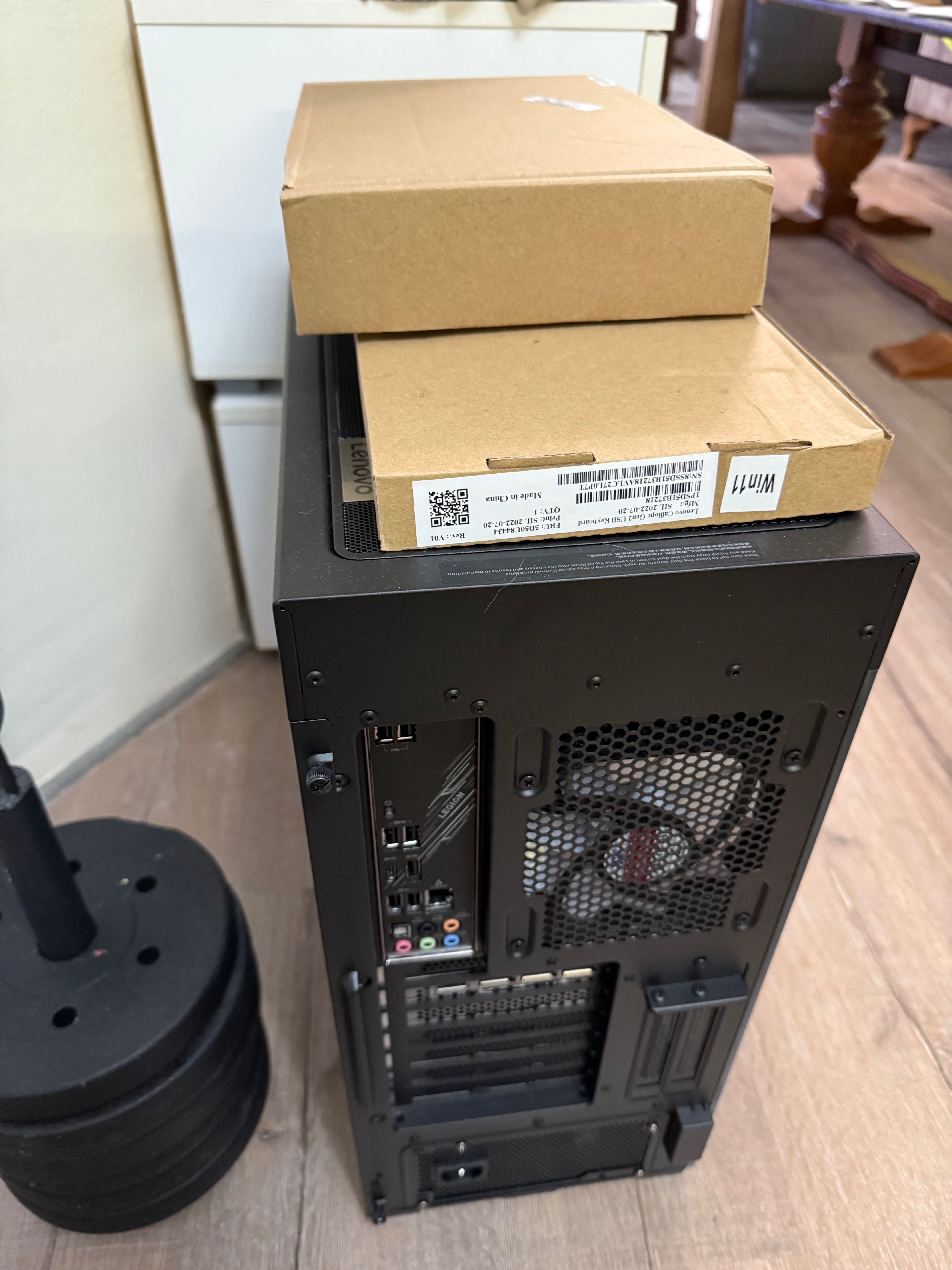 Lenovo Legion T7 34IAZ7 90S1000JUS Gaming Desktop Computer