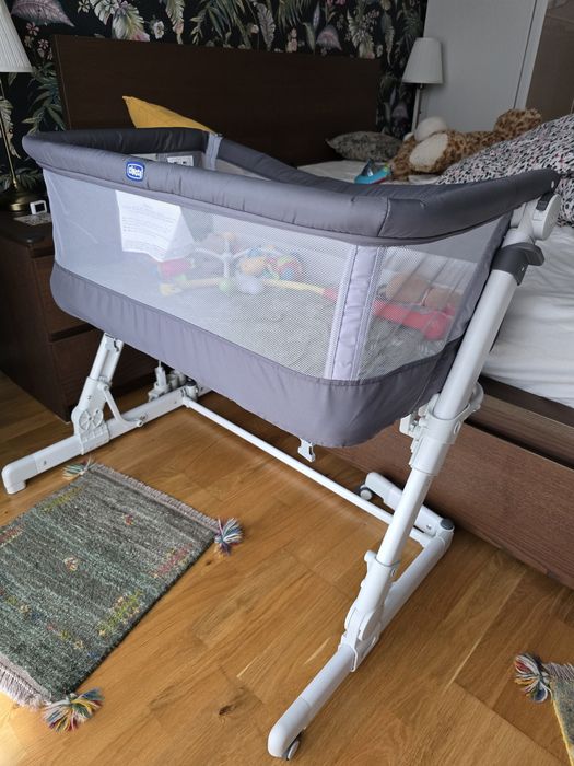 Patut atasabil Chicco Next2Me PopUp + BONUS carsuel și saltea muzicala