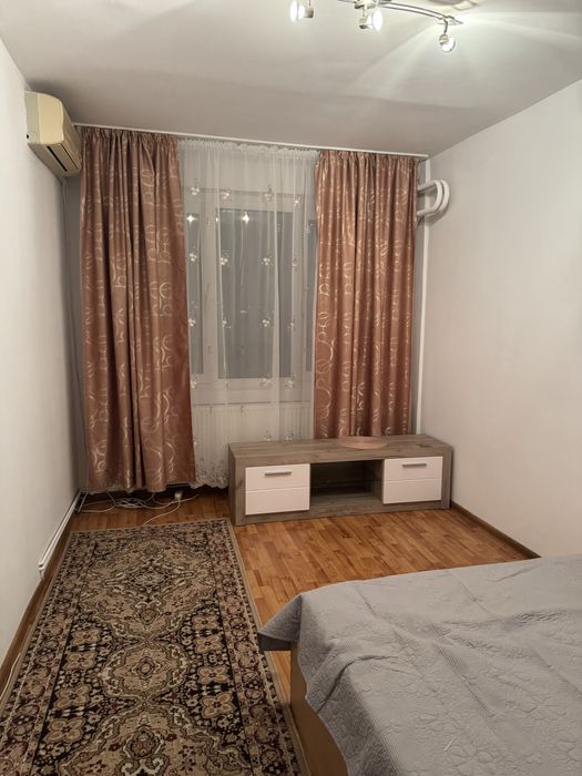 Inchiriere apartament 2 camere, Piata Delfinului