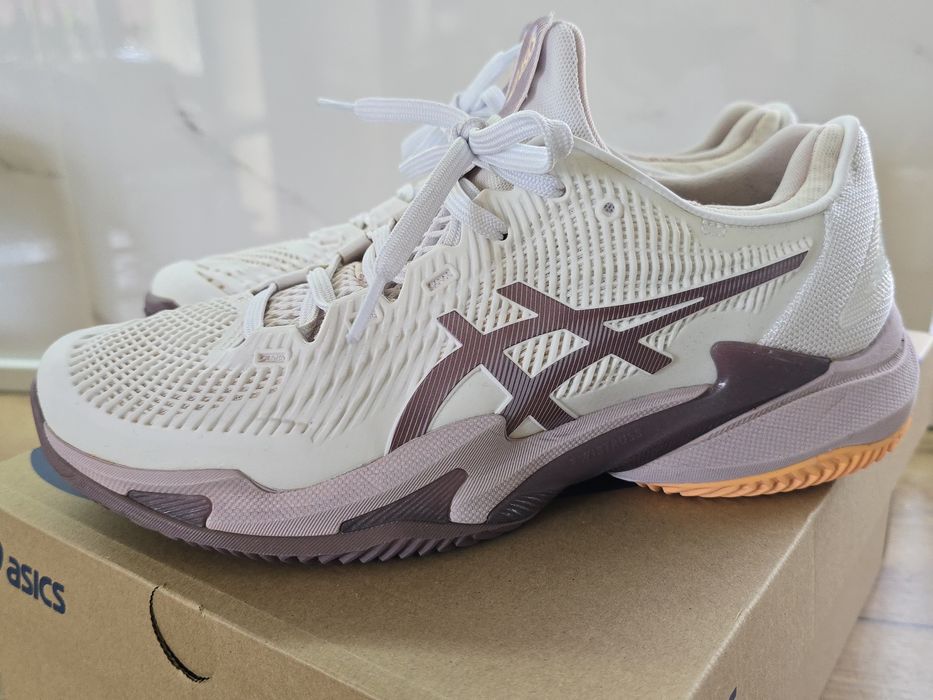 Тенис обувки Asics 39 номер