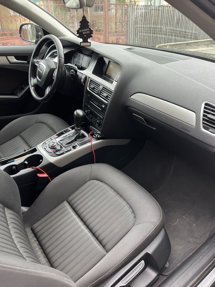 Audi A4 B8 2.7 l FWD