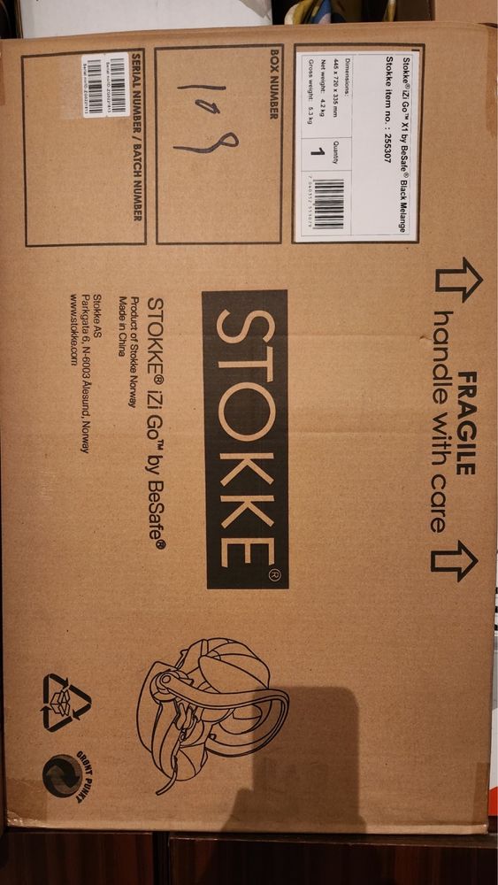 Кош за кола Stokke be safe Izi Go