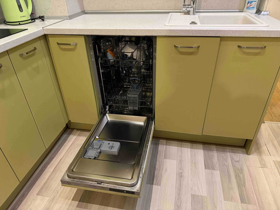 Дава се под наем Двустаен апартамент в Бургас, Лазур - 55 кв.м за 459 € - Снимка #7