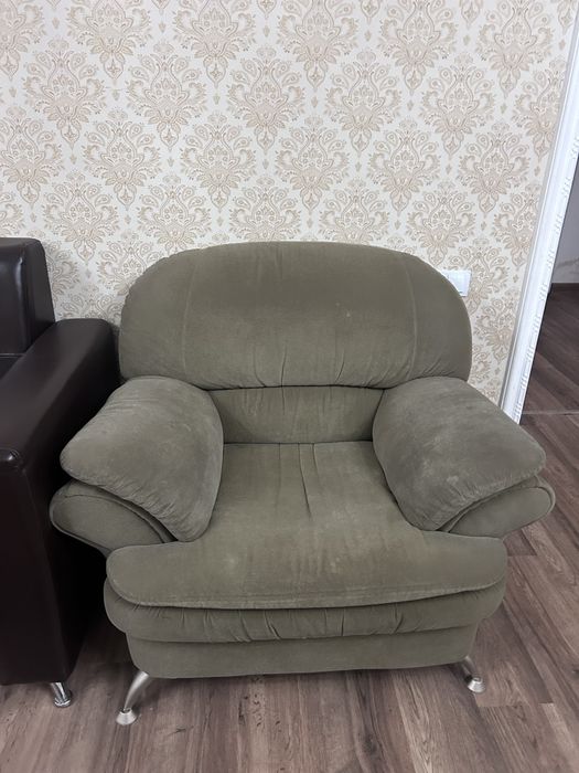 Диван с 2 креслами