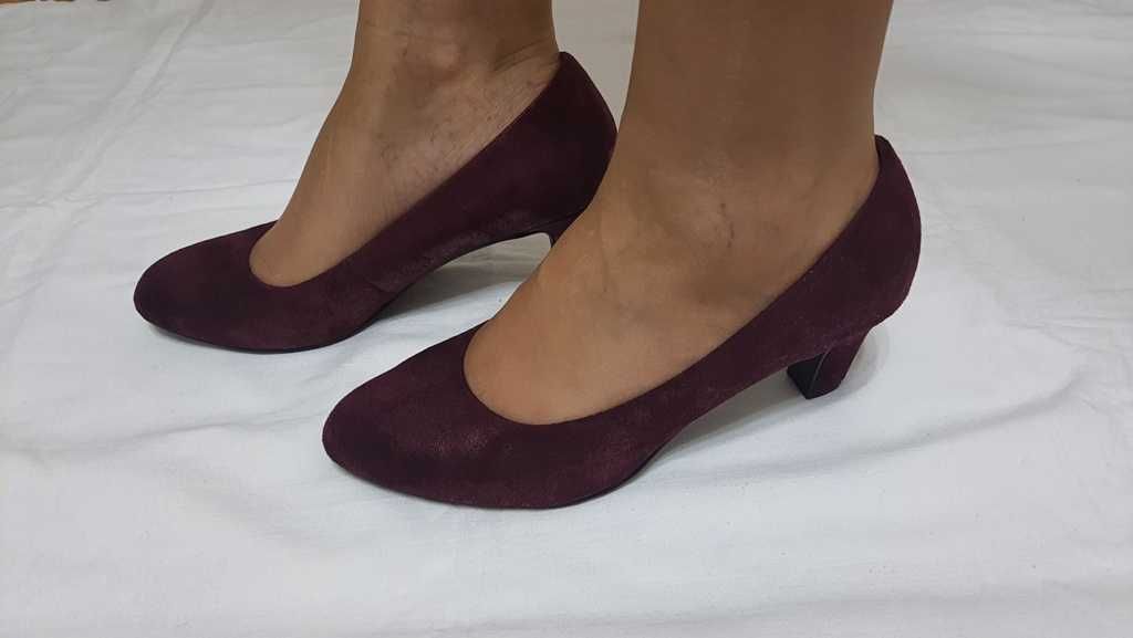 Pantofi eleganti visiniu sidefat de la TAMARIS marimea 40