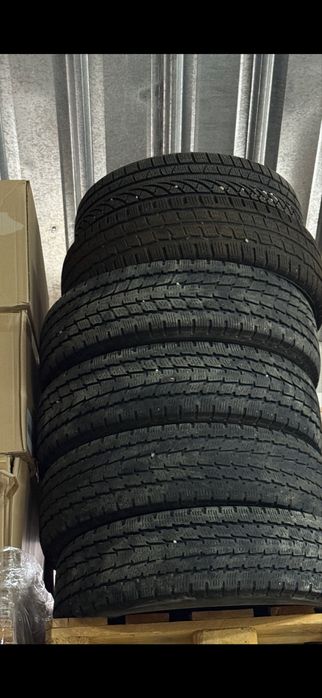 Бусови гуми 215/75/16