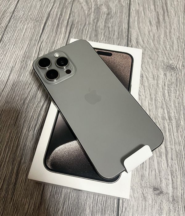  Apple / IPhone 15 Pro MAX / Natural Titanium / 256 Gb / Neverlock