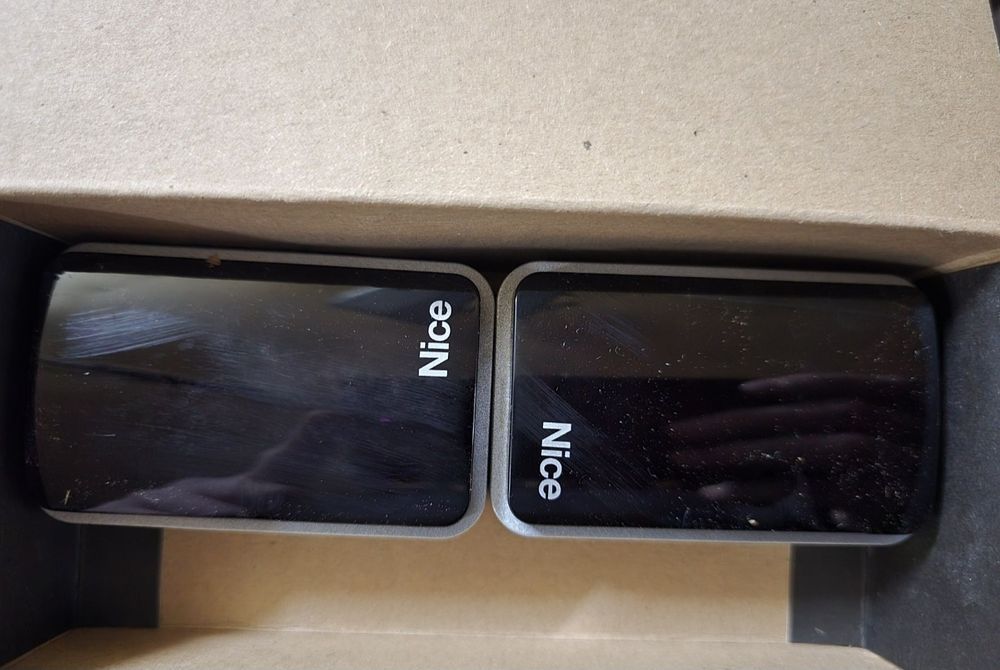 Telecomanda automatizare poarta si usa de garaj Nice