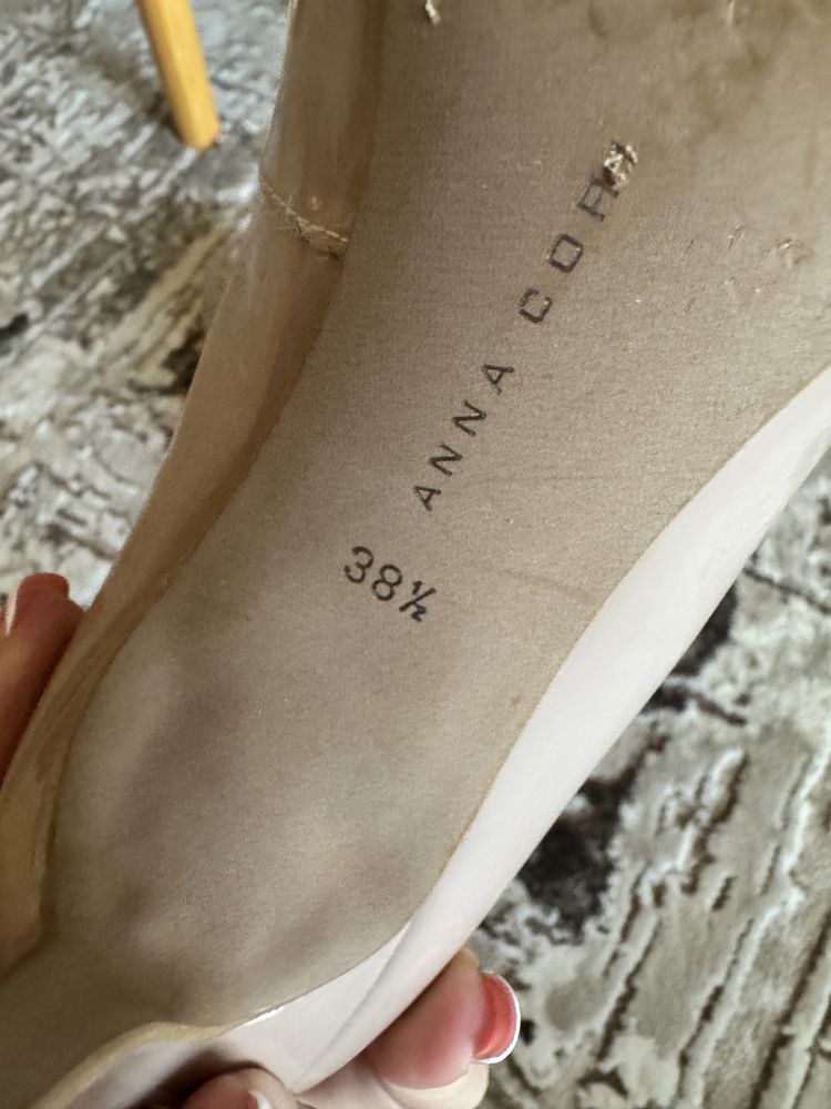 Pantofi Anna Cori