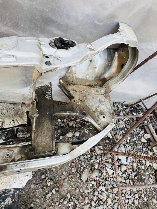 W 210 restayling uselitel (ekran telvizor)