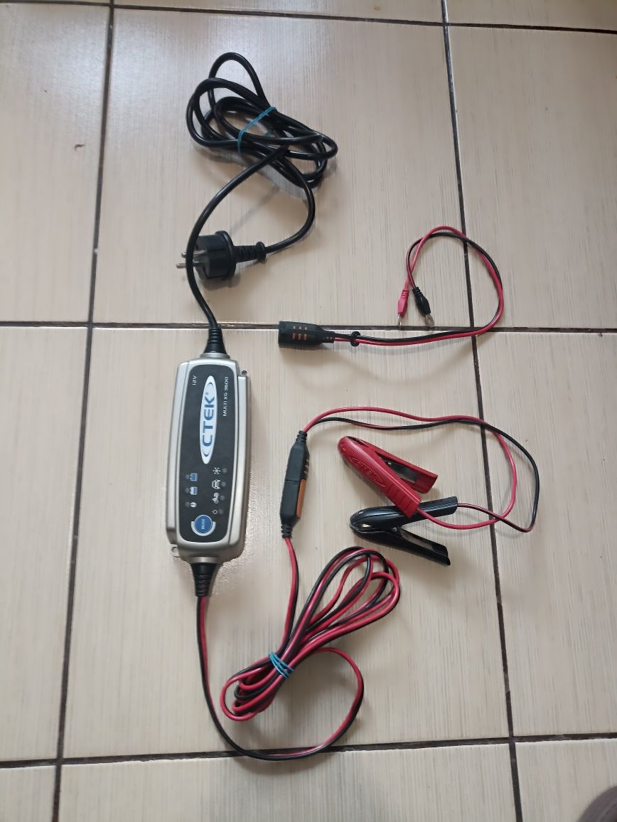 Redresor auto ctek multi xs 3600