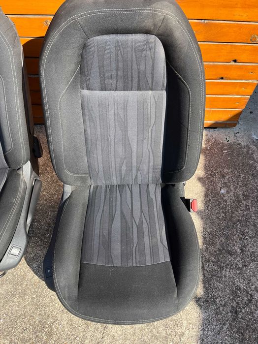 Предни седалки Peugeot Пежо 301 Citroen Ситроен C-Elysee pejo citroen