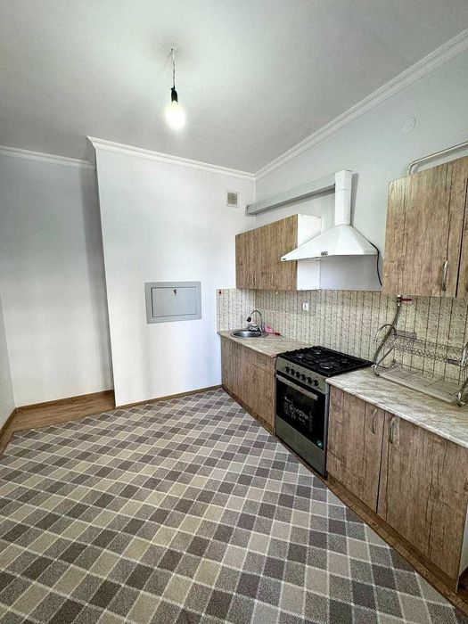 3 xonali kvartira sotuvda