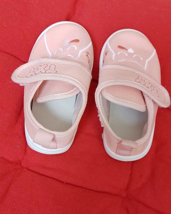 Бебешки/детски пантофи, 20/22номер